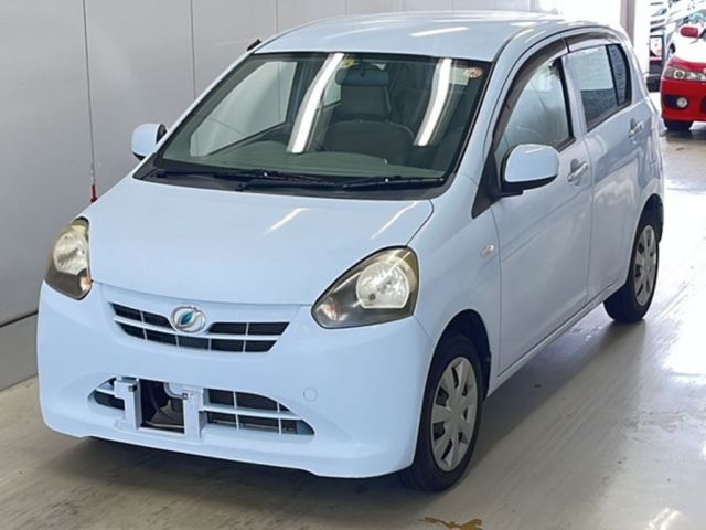 490 DAIHATSU MIRA E S LA300S 2011 г. (KCAA Yamaguchi)